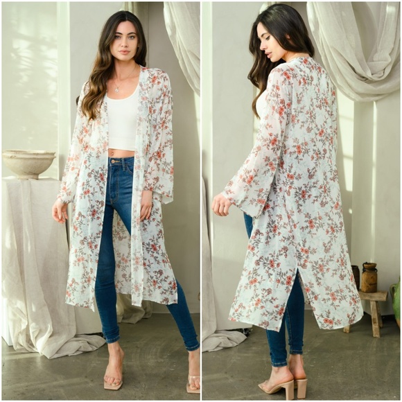 Trend Setter Diva Boutique Tops - WOMEN'S LONG SLEEVE FLORAL SLIT KIMONO